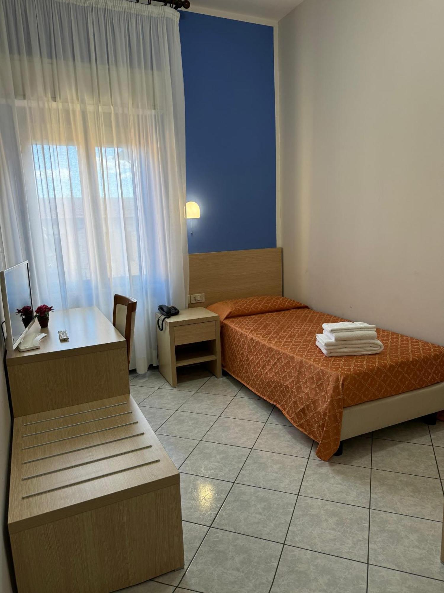 Albergo La Posta Arezzo Badia Al Pino Exterior photo